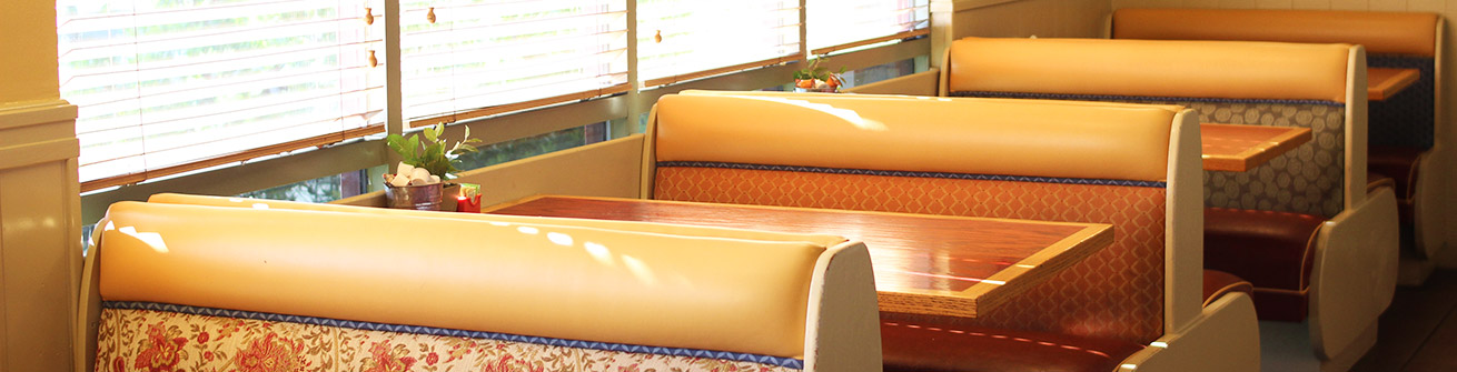 Polly's Pies Moreno Valley Interior